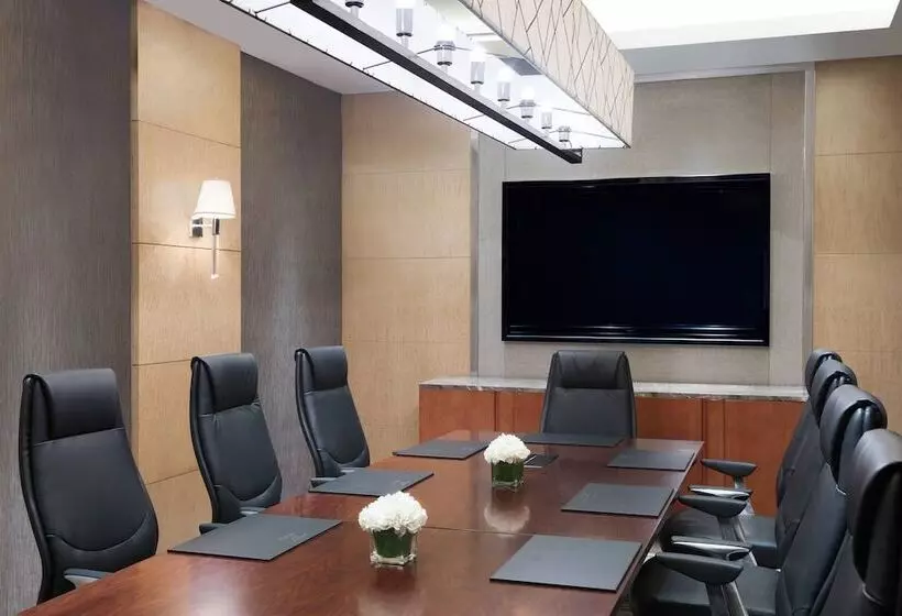 ホテル Courtyard By Marriott Shanghai Changfeng Park