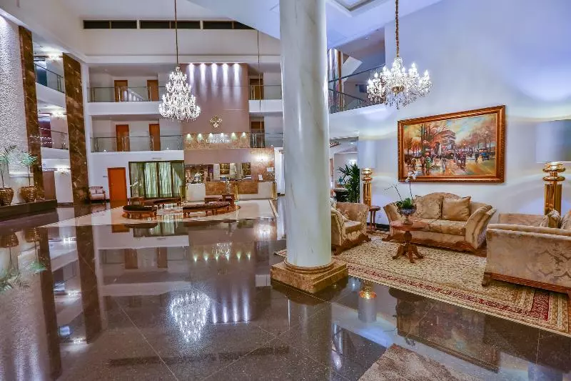 Golden Lis Hotel Boutique