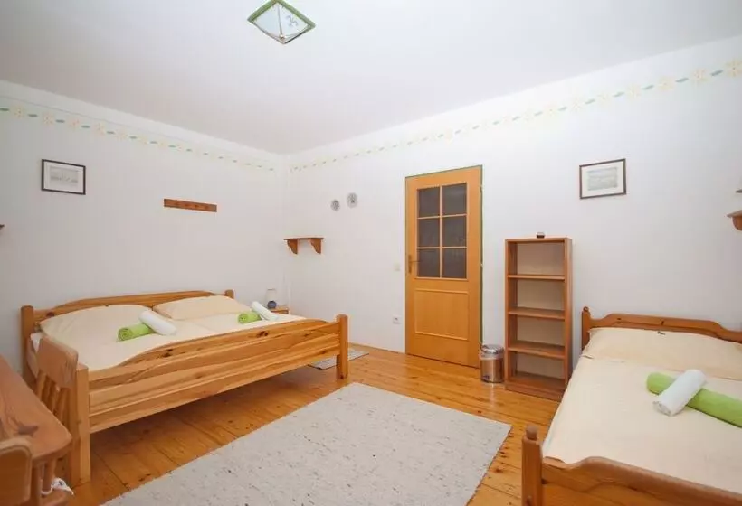 هتل Hanácký Dvur