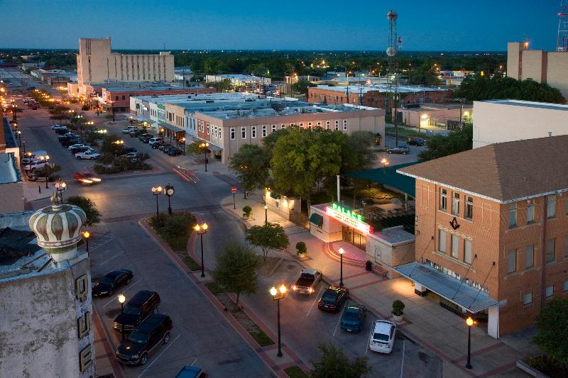 Отель Holiday Inn Express & Suites Bryan   College Station, An Ihg