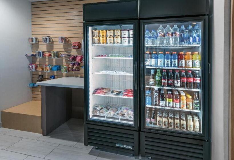 Отель Holiday Inn Express & Suites Bryan   College Station, An Ihg