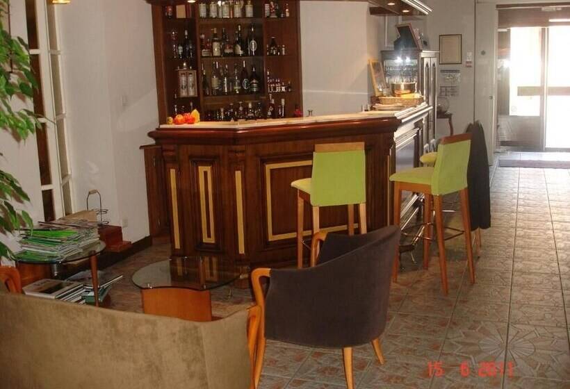 ホテル Hôtel Le Bel Vue