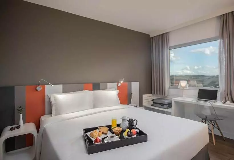 ホテル Intercity Ribeirao Preto