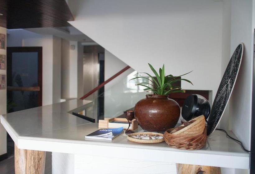 هتل Island Beach House