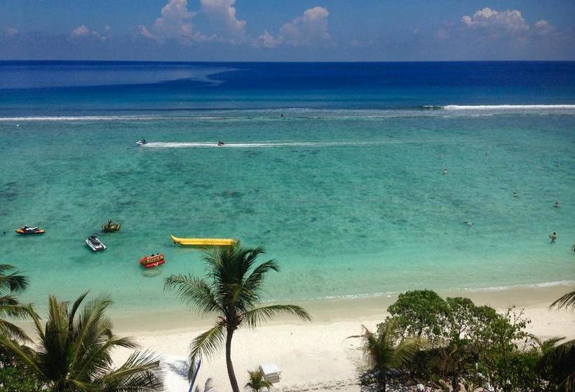 هتل Island Beach House