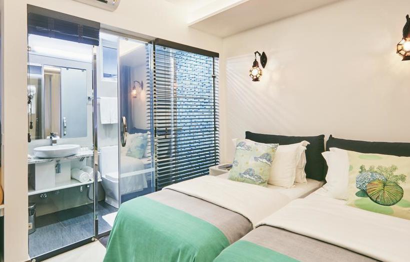 هتل Island Beach House