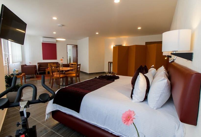 فندق Mision Puebla Angelopolis