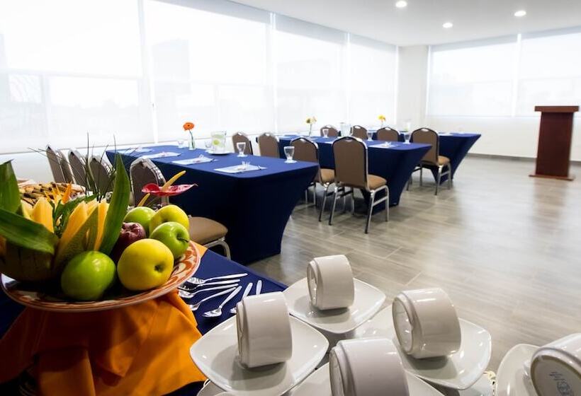 فندق Mision Puebla Angelopolis