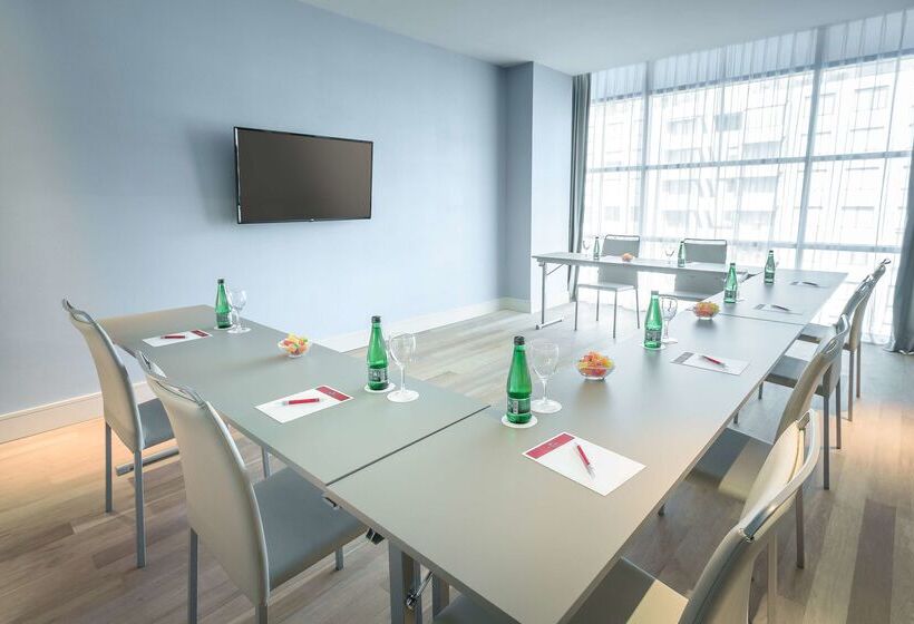 酒店 NH Collection Santiago Casacostanera