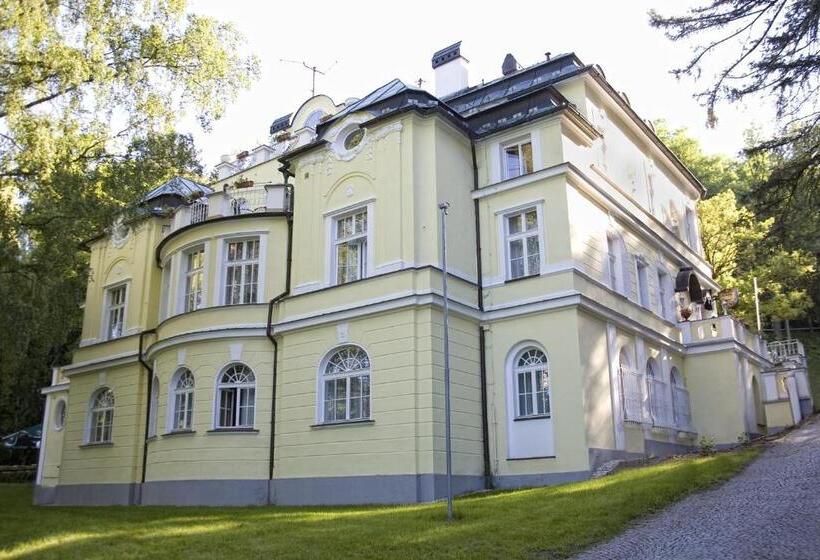 فندق Saint Antonius