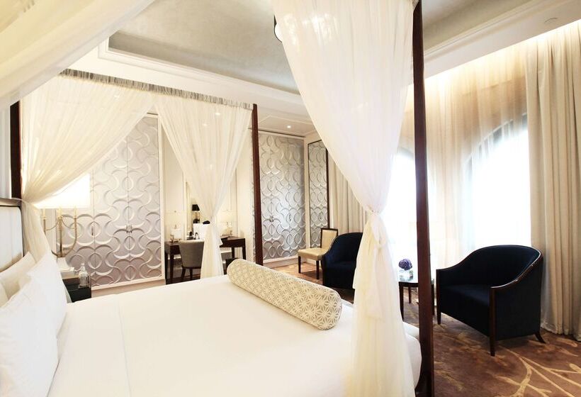 The Hotel Galleria Jeddah, Curio Collection By Hilton