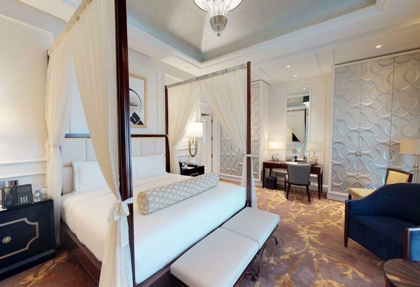 The Hotel Galleria Jeddah, Curio Collection By Hilton