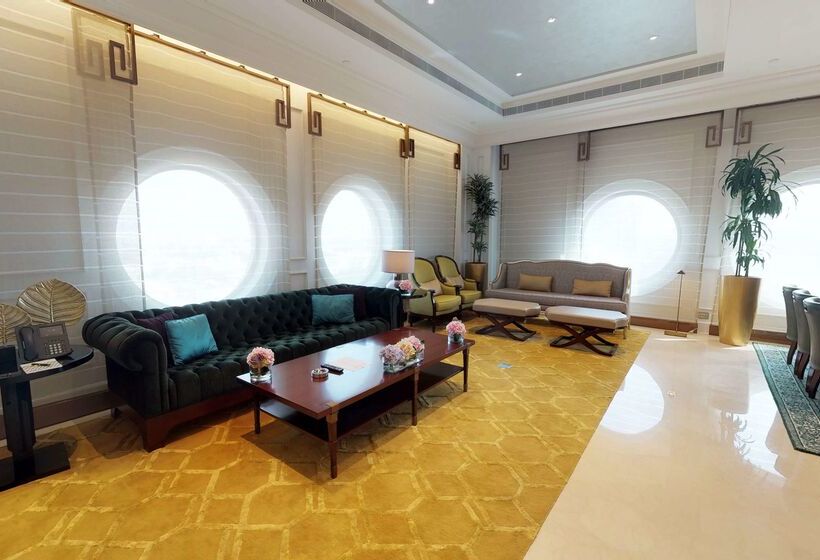 The Hotel Galleria Jeddah, Curio Collection By Hilton