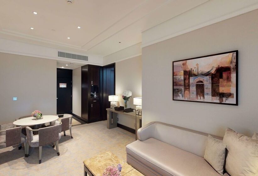 The Hotel Galleria Jeddah, Curio Collection By Hilton