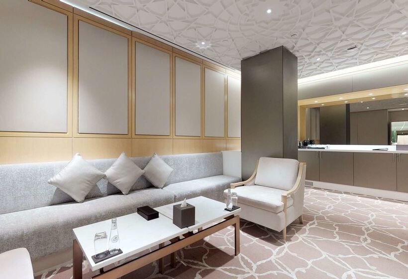 The Hotel Galleria Jeddah, Curio Collection By Hilton