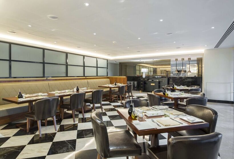 The Hotel Galleria Jeddah, Curio Collection By Hilton