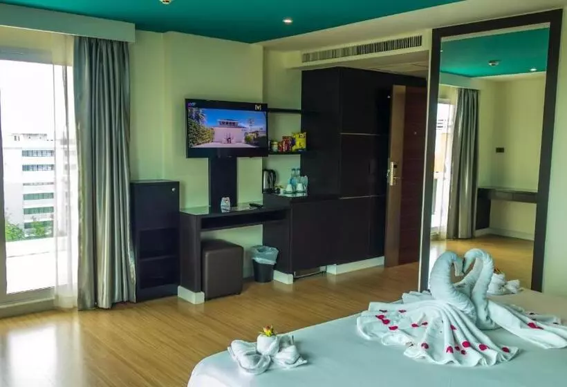 ホテル Unique Regency Pattaya