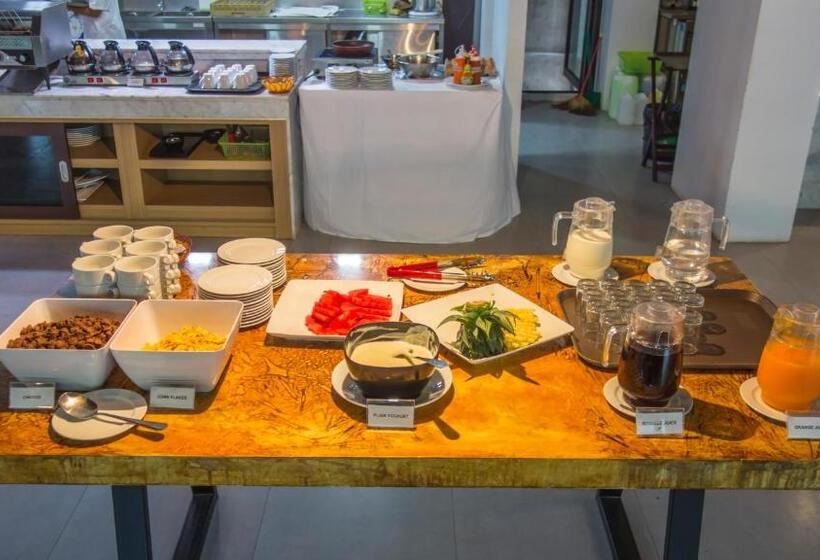 ホテル Unique Regency Pattaya