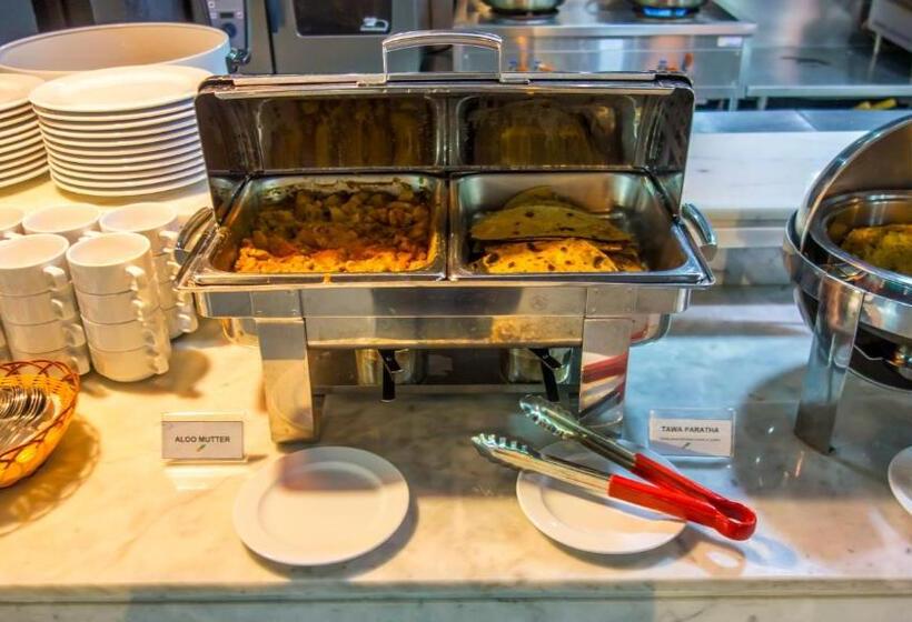 ホテル Unique Regency Pattaya