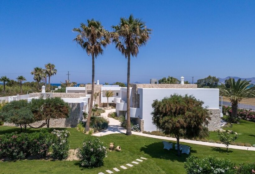 فندق White Pearls Luxury Suites   Adults Only