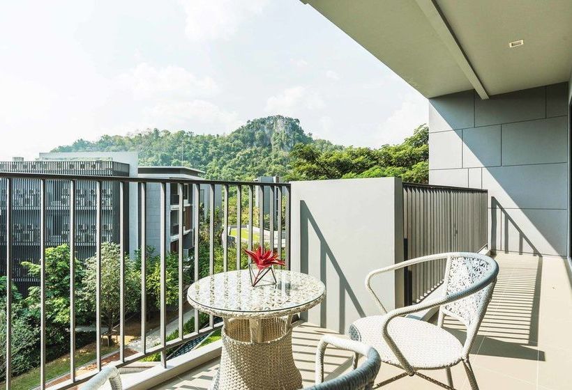 23 Degrees By Favstay