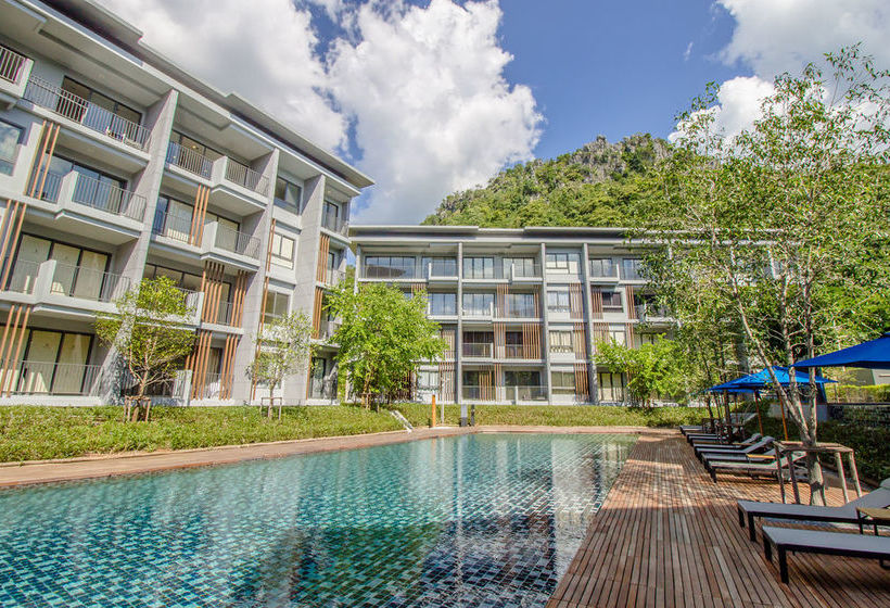 23 Degrees By Favstay