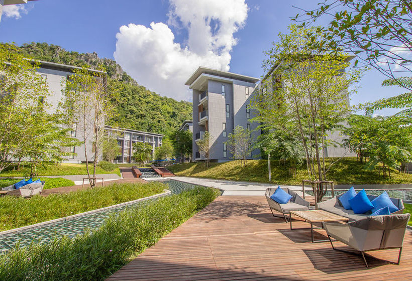 23 Degrees By Favstay