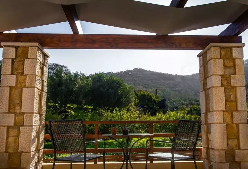 Hotelli Elea Village