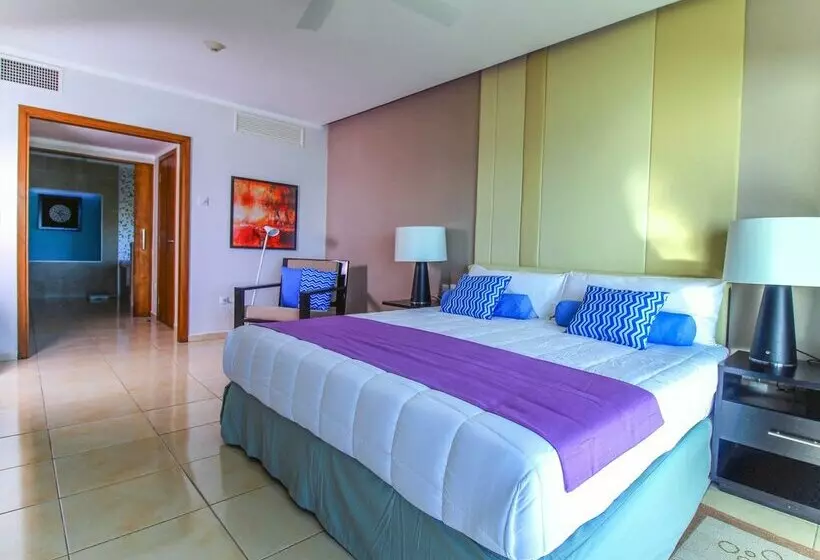 ホテル Grand Muthu Cayo Guillermo