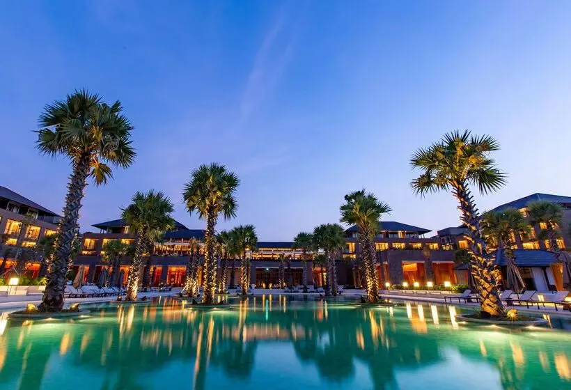 ホテル Radisson Blu Bali Uluwatu