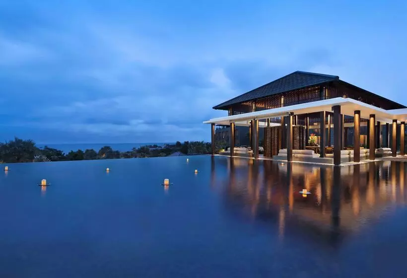 ホテル Radisson Blu Bali Uluwatu