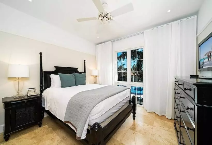 هتل The Regent Grand