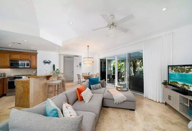 هتل The Regent Grand