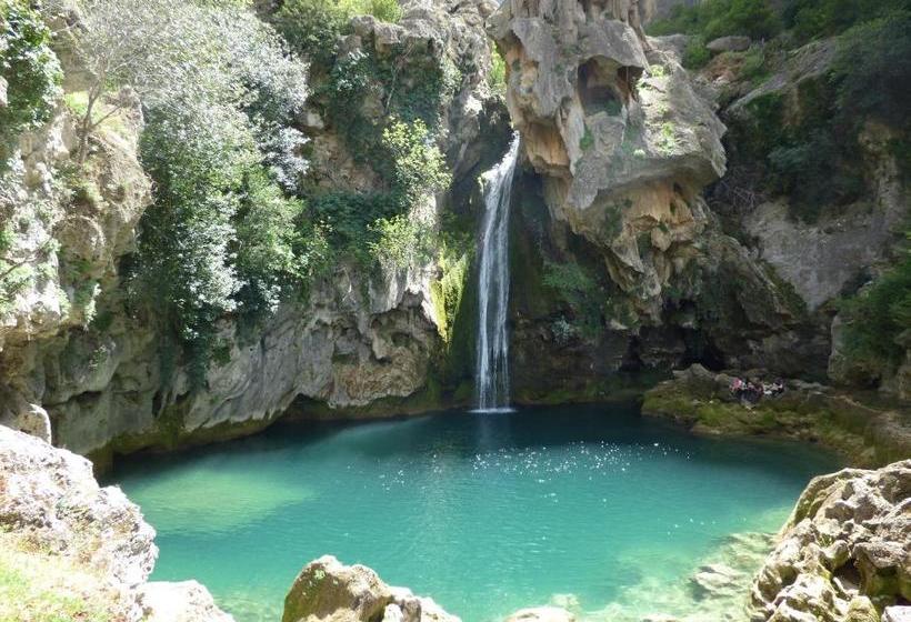 הוסטל El Cantalar