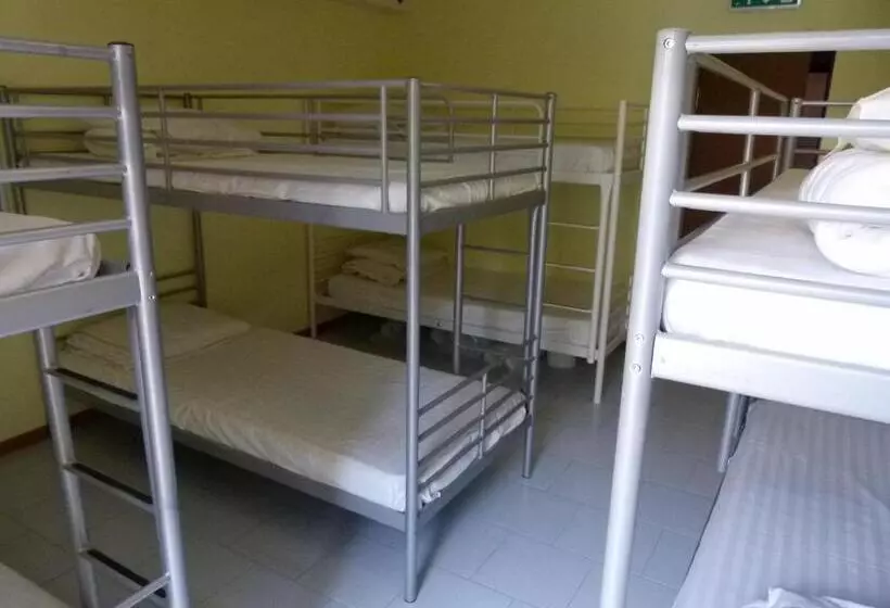 هاستل Why Me Ecofriendly Rooms