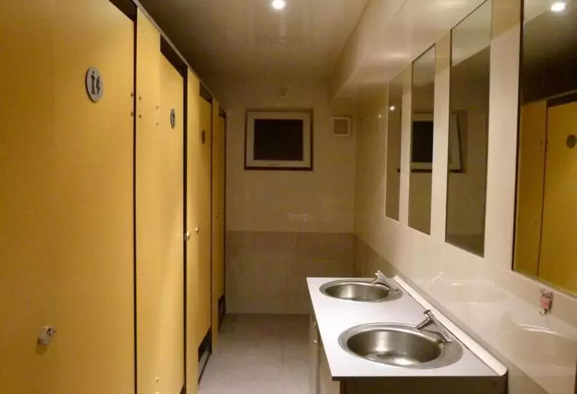 هاستل Why Me Ecofriendly Rooms