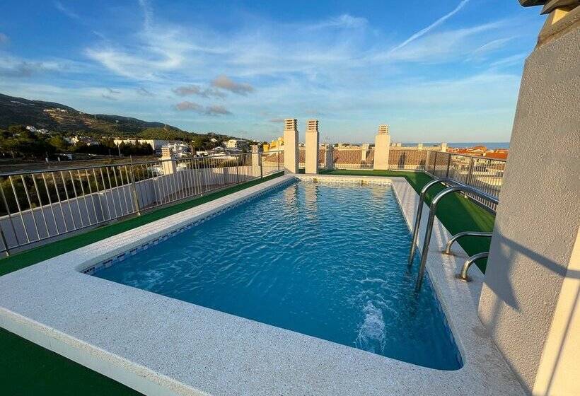 Apartamentos Neptuno 3000