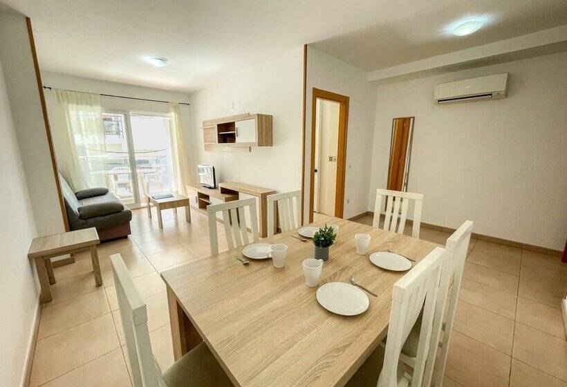 Apartamentos Neptuno 3000