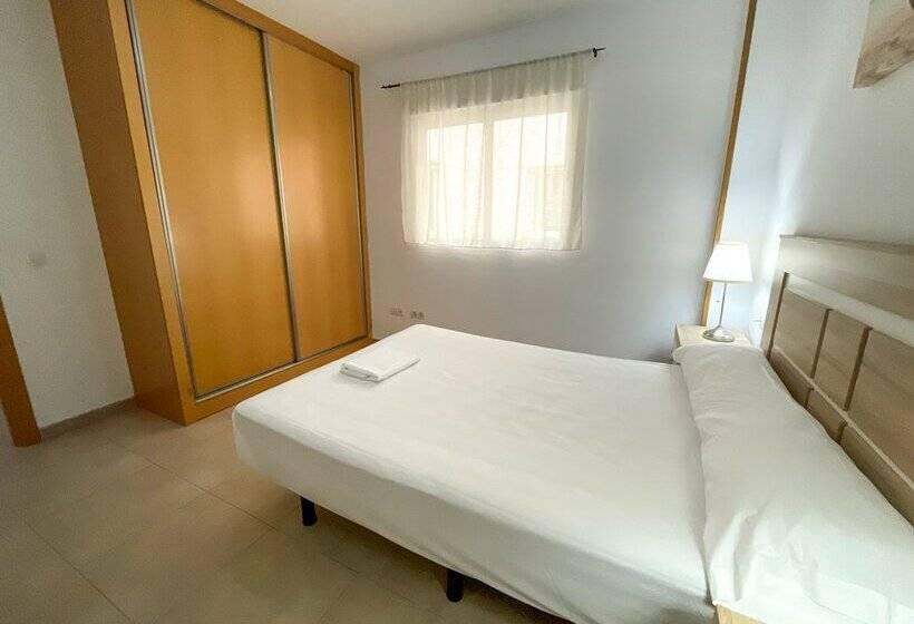 Apartamentos Neptuno 3000