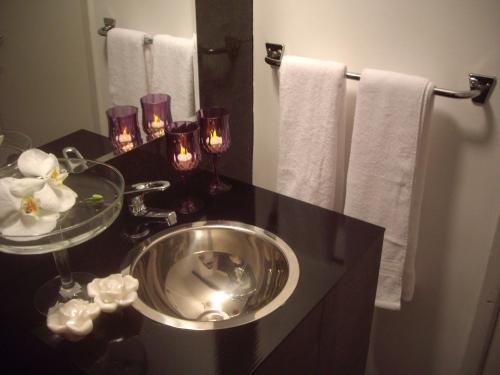 민박 Canal House 1680