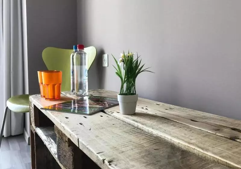 ベッドアンドブレックファースト Jazz Hotel Ascona