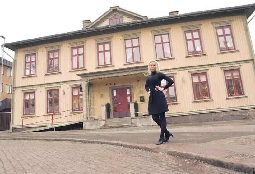 Järnvägshotellet B&b Skara