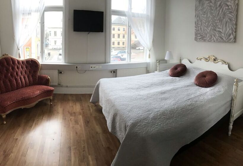 Järnvägshotellet B&b Skara