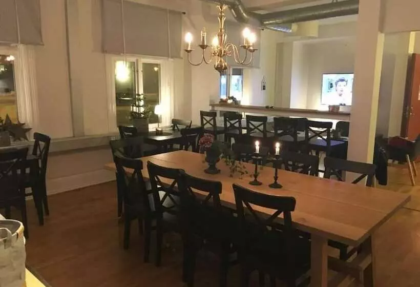 Järnvägshotellet B&b Skara