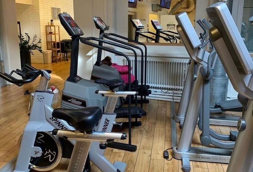 Järnvägshotellet B&b Skara