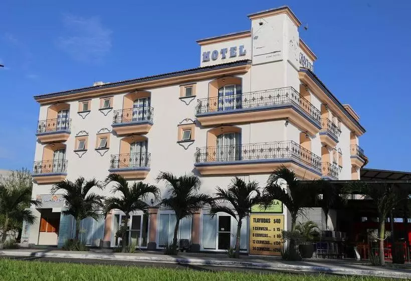 Hotelli Bahía Chahue Casa Blanca Del Sol