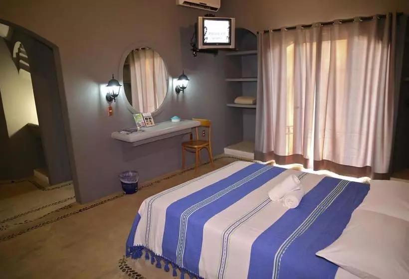 Hotelli Bahía Chahue Casa Blanca Del Sol