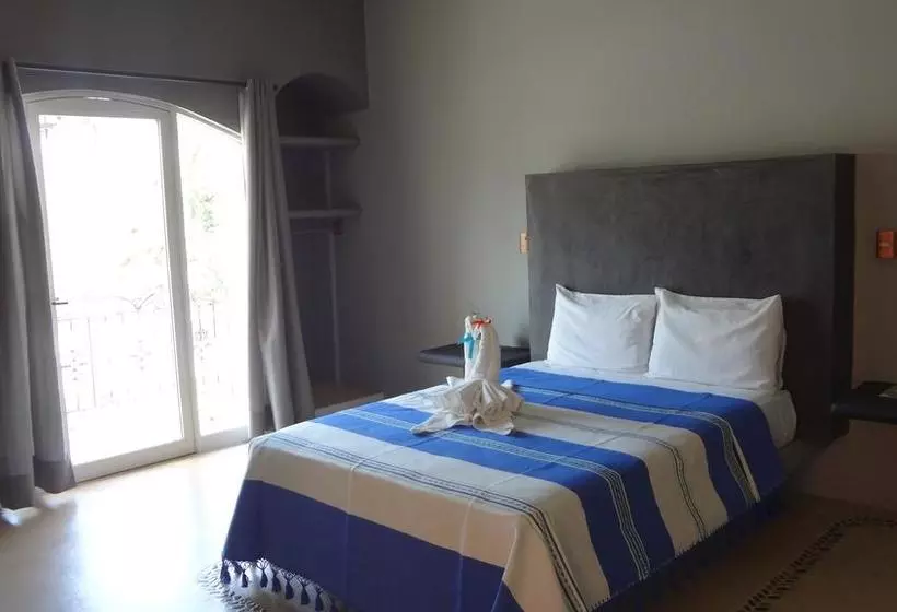 Hotelli Bahía Chahue Casa Blanca Del Sol