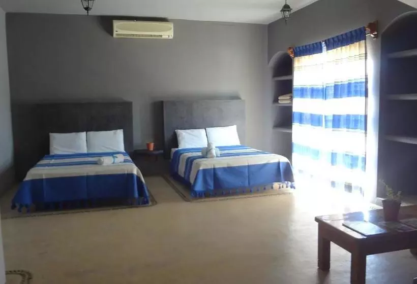 Hotelli Bahía Chahue Casa Blanca Del Sol