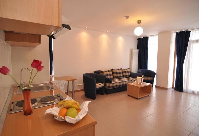 בית מלון כפרי Blue Beach Studios